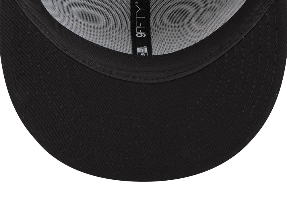 New Era Chicago Bulls 6x NBA Champions Black 9Fifty Snapback Cap