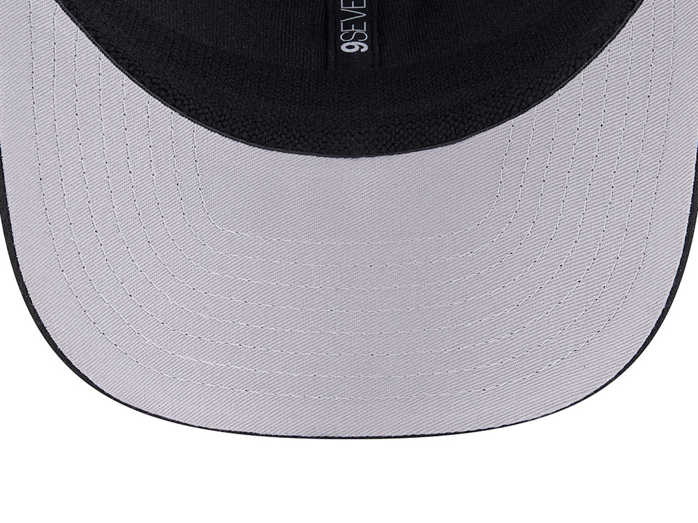 New Era Pittsburgh Pirates Black Edition 9Seventy Trucker Snapback Cap