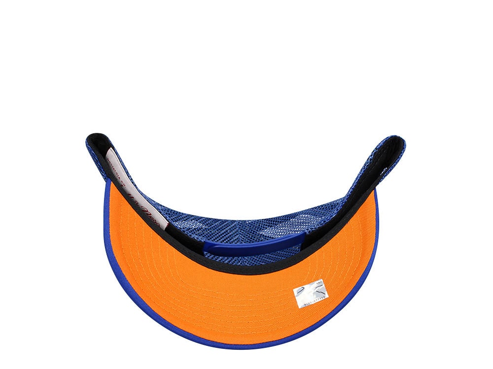 Mitchell & Ness New York Knicks Blue Billboard Trucker Snapback Cap