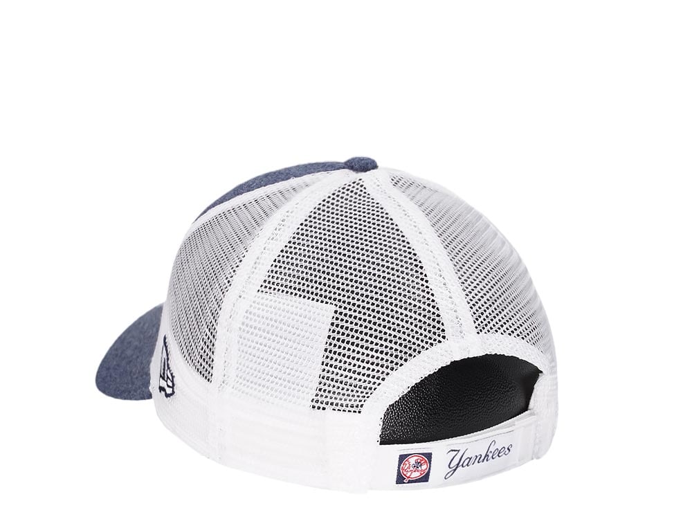 New Era New York Yankees Navy Trucker Strapback Cap