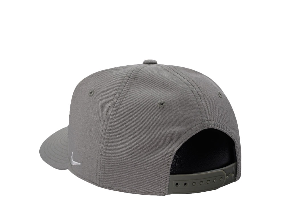 Nike New York Mets Dri-Fit Rise Olive Edition Snapback Cap