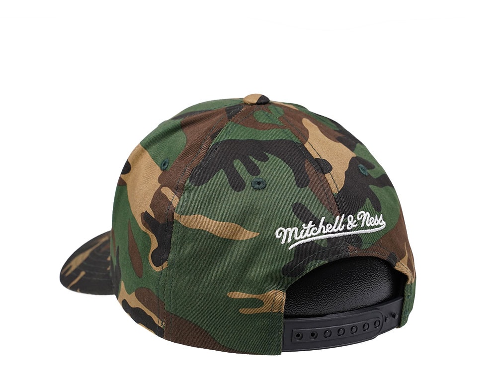 Mitchell & Ness Brooklyn Nets Camo 110 Flex Snapback Cap