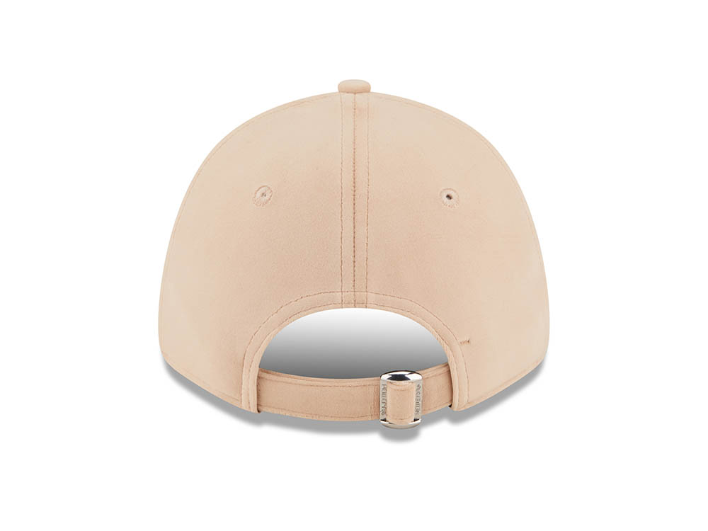 New Era New York Yankees Velvet Stone Womens 9Forty Strapback Cap
