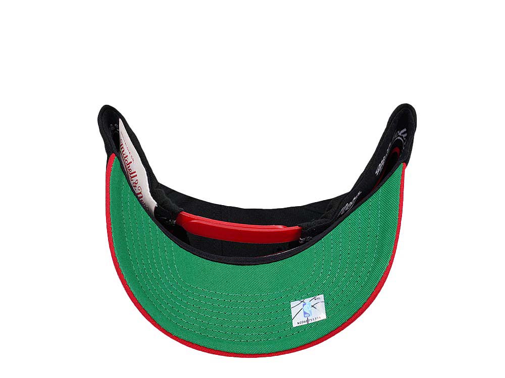 Mitchell & Ness Atlanta Hawks Shredder Stretch Hardwood Classic Red Flex Snapback Cap