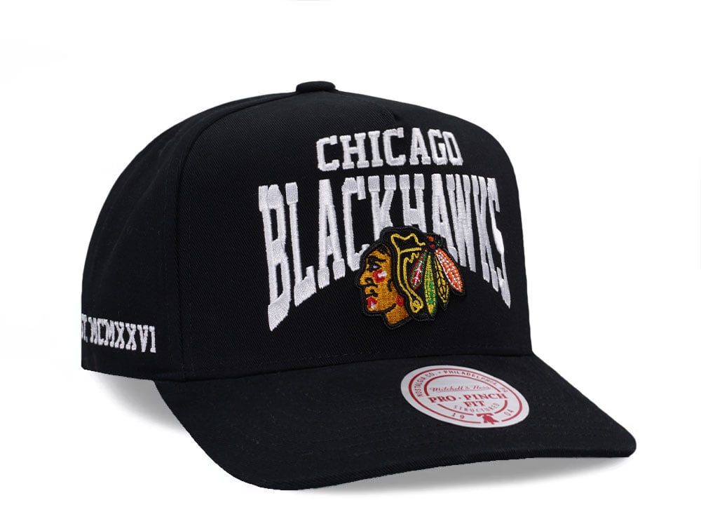 Mitchell & Ness Chicago Blackhawks Black Pro Pinch Fit Snapback Cap