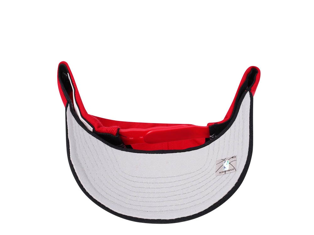 Mitchell & Ness Atlanta Hawks Two Tone Red Line Solid Flex Snapback Cap