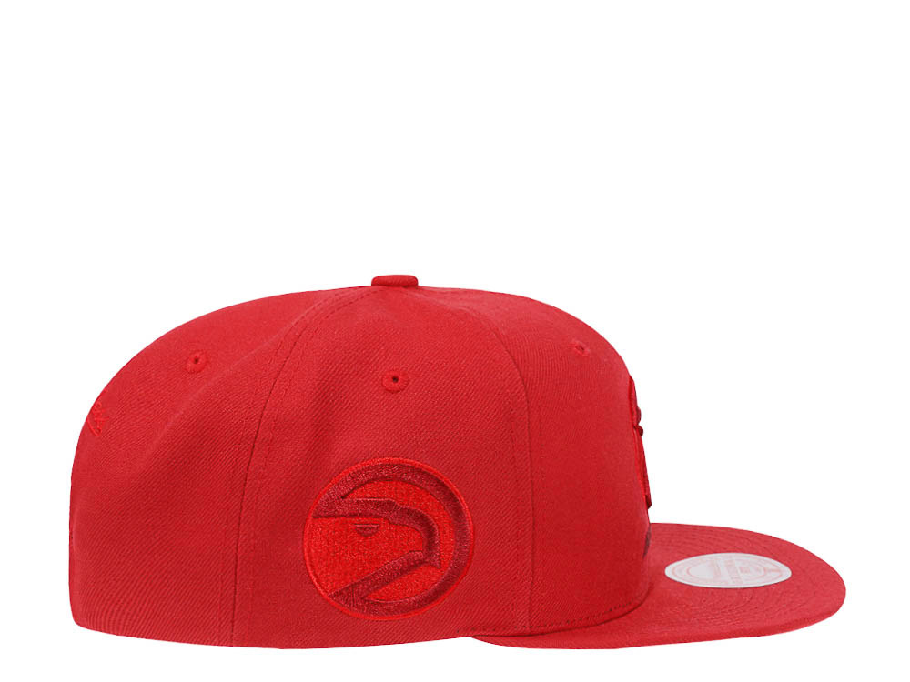 Mitchell & Ness Atlanta Hawks Red Hardwood Classic Snapback Cap