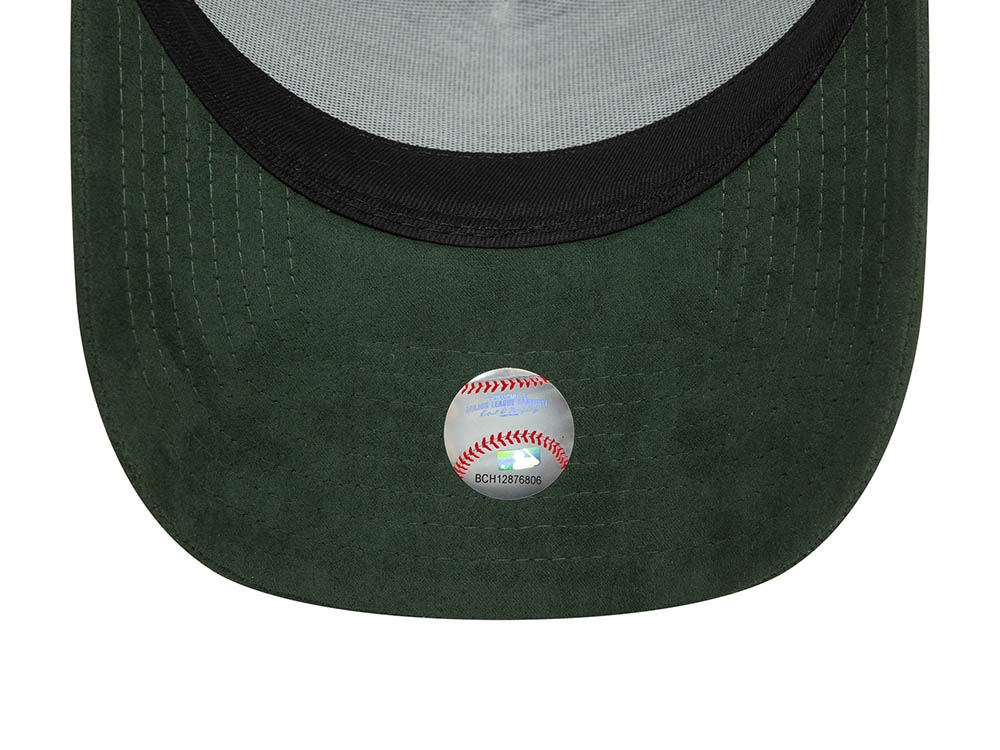 New Era Los Angeles Dodgers Faux Suede Edition Green 9Forty A Frame Snapback Cap