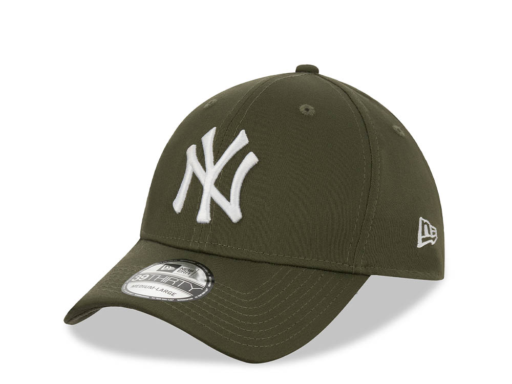 New Era New York Yankees League Essential Olive 39Thirty Stretch Cap