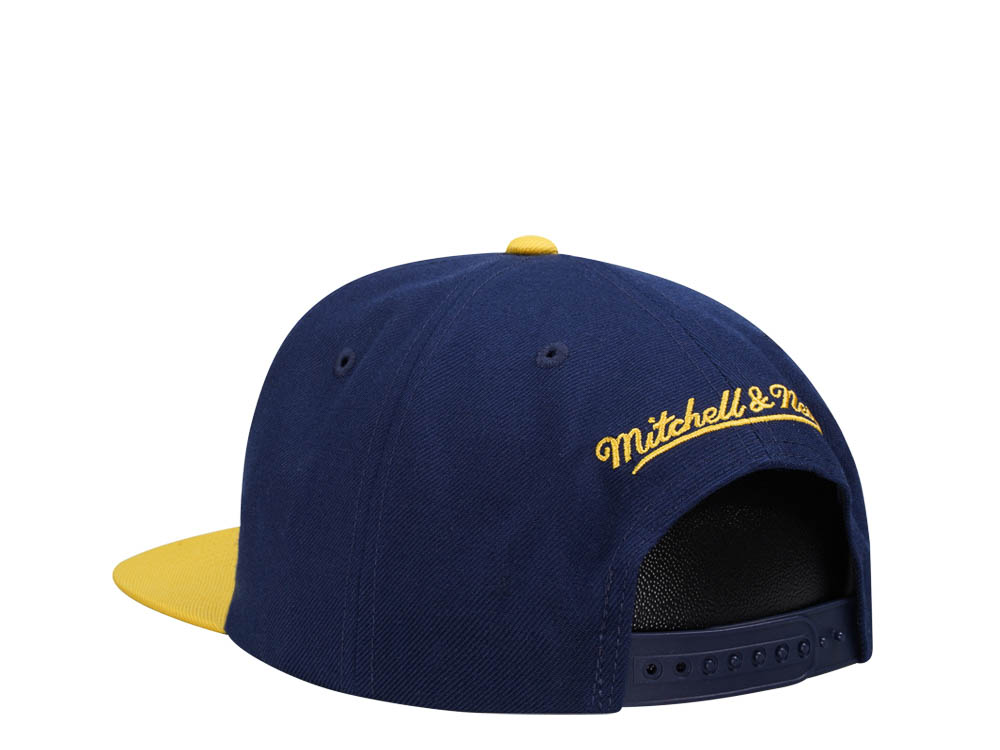Mitchell & Ness  Marquette University Team Two Tone 2.0 Throwback Edition Snapback Cap