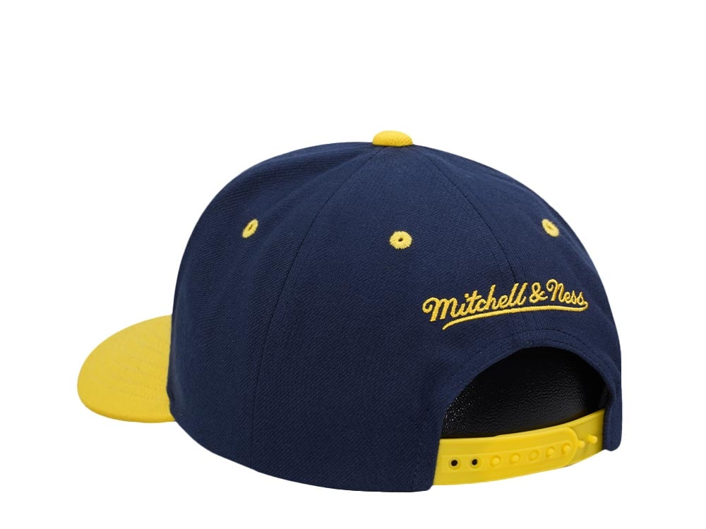 Mitchell & Ness University of Michigan Wolverines Pro Crown Fit Snapback Cap