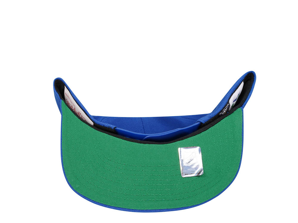 Mitchell & Ness Hartford Whalers Alternate Flip Vintage Snapback Cap