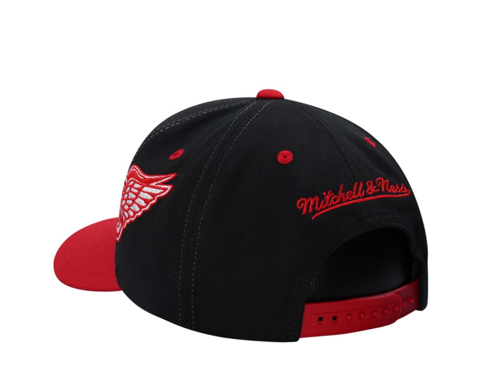 Mitchell & Ness Detroit Red Wings Vintage Logo Pro Crown Fit Snapback Cap