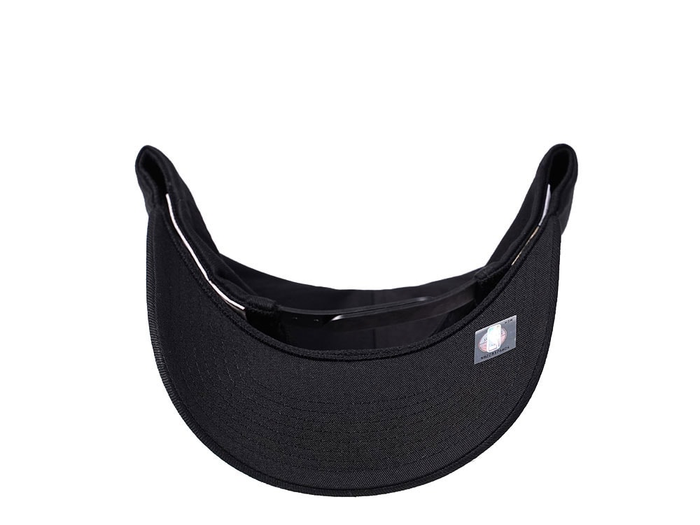 Mitchell & Ness Brooklyn Nets Alleyoop Red Line Solid Flex Snapback Cap