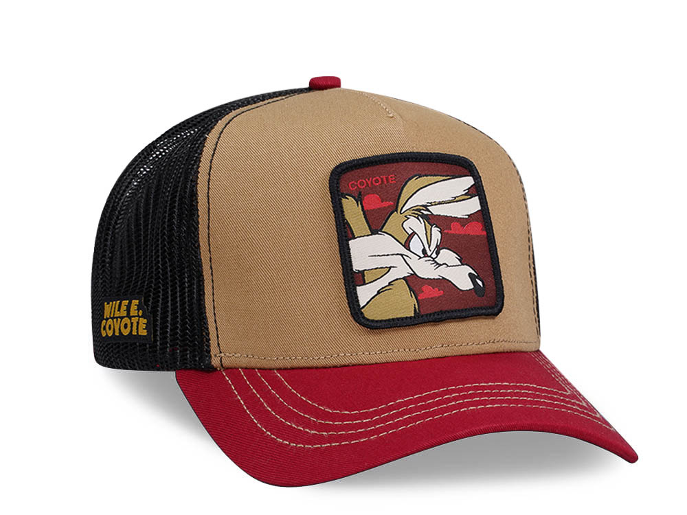 Capslab Looney Tunes Wile E Coyote Orange/Red/Black Trucker Snapback Cap