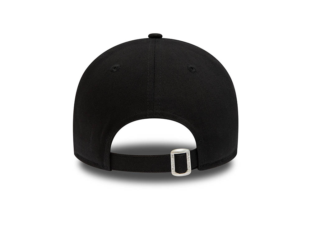 New Era New York Yankees Diamond Era Essential Black 9Forty Strapback Cap
