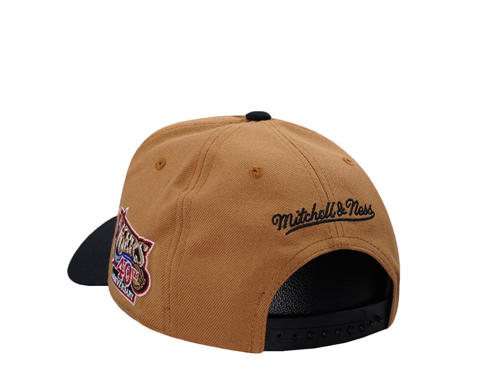 Mitchell & Ness Philadelphia 76ers NBA In The City Brown Edition Pro Pinch Fit Snapback Cap