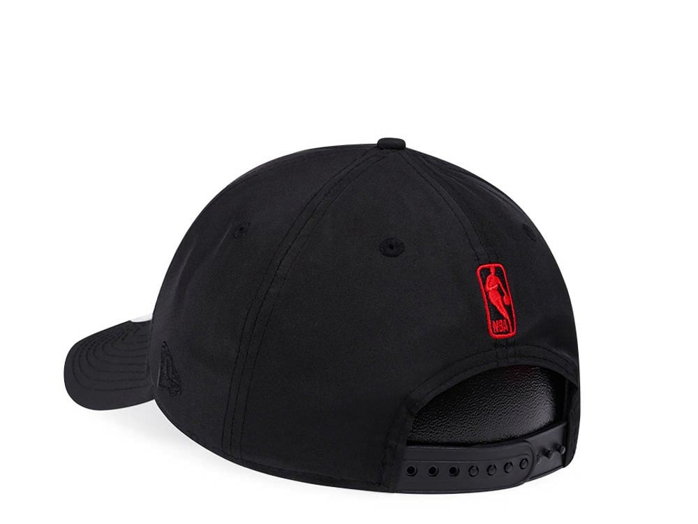 New Era Chicago Bulls Logo Pop Nylon 9Forty Snapback Cap