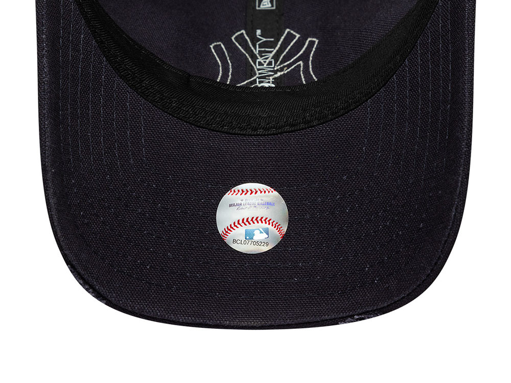 New Era New York Yankees Distressed Navy Edition 9Twenty Womens Trucker Strapback Cap