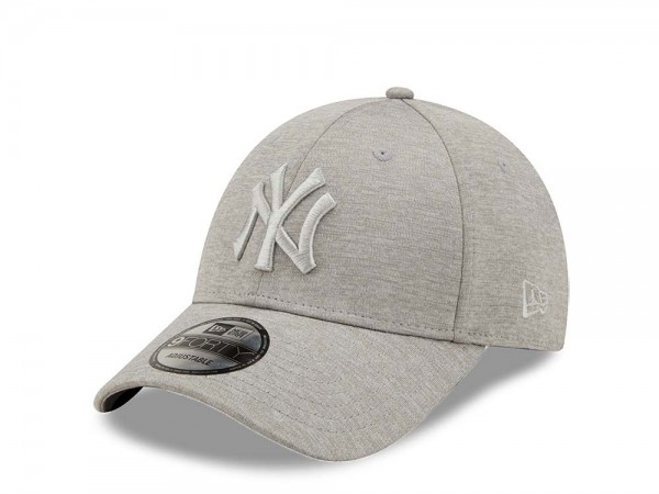New Era New York Yankees Shadow Gray 9Forty Strapback Cap