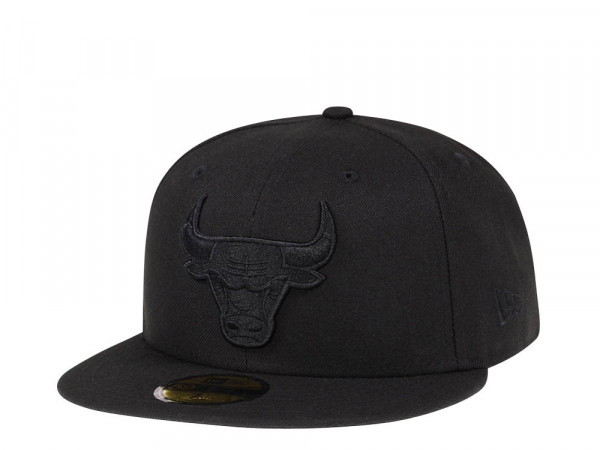 New Era Chicago Bulls Black All Black Classic Edition 59Fifty Fitted Cap
