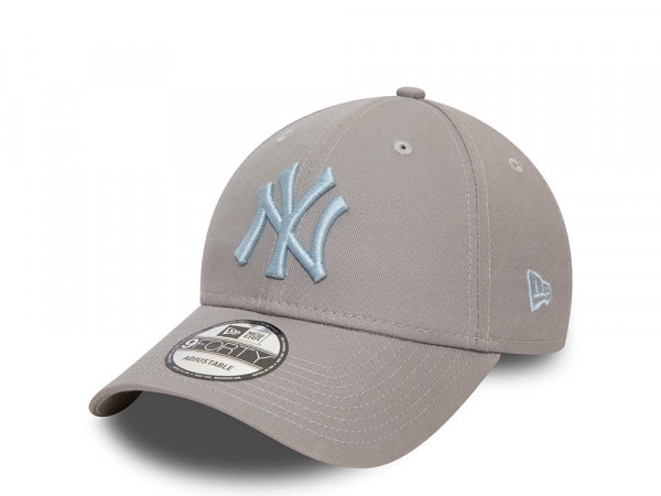 New Era New York Yankees League Essential Gray 9Forty Strapback Cap