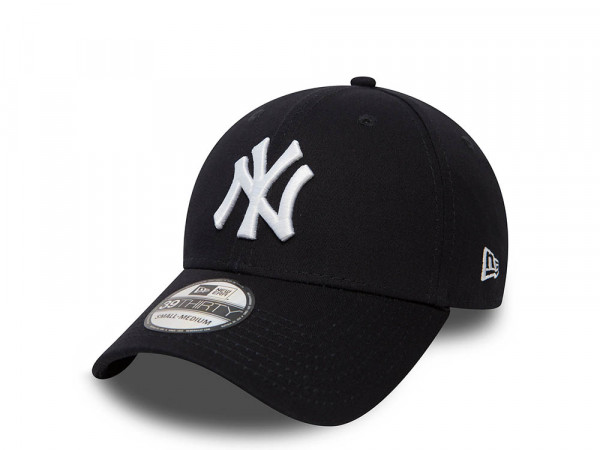 New Era New York Yankees League Essential Navy 39Thirty Stretch Cap